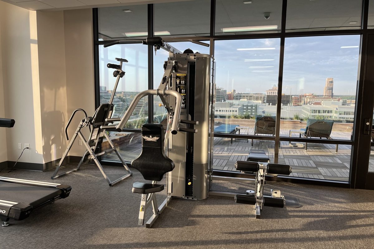 Fitness Center at Harbor Pointe Apartments